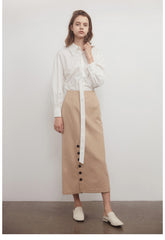 Jupe midi en lin à détails boutonnés et coupe ajustée